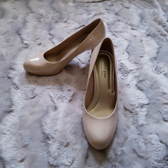 comfort plus by Predictions Shoes - Predictions Nude Heels